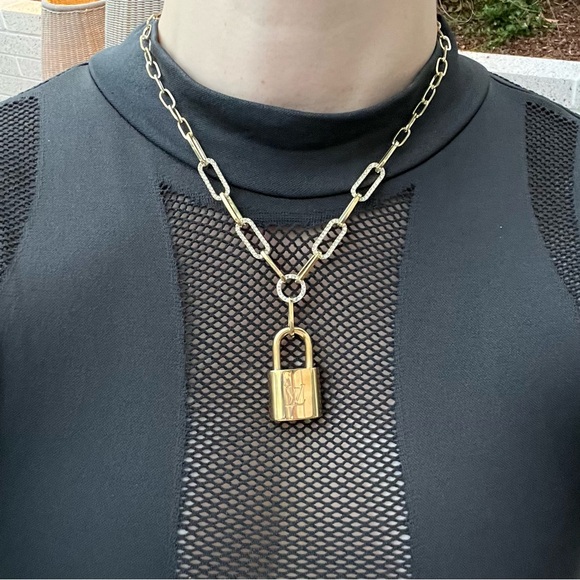 Louis Vuitton Jewelry - Louis Vuitton lock with generic brand chain Necklace